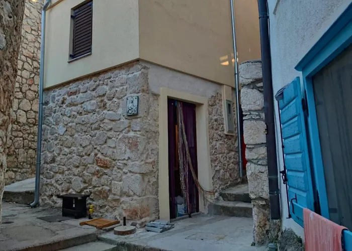 Stone House On The Cove